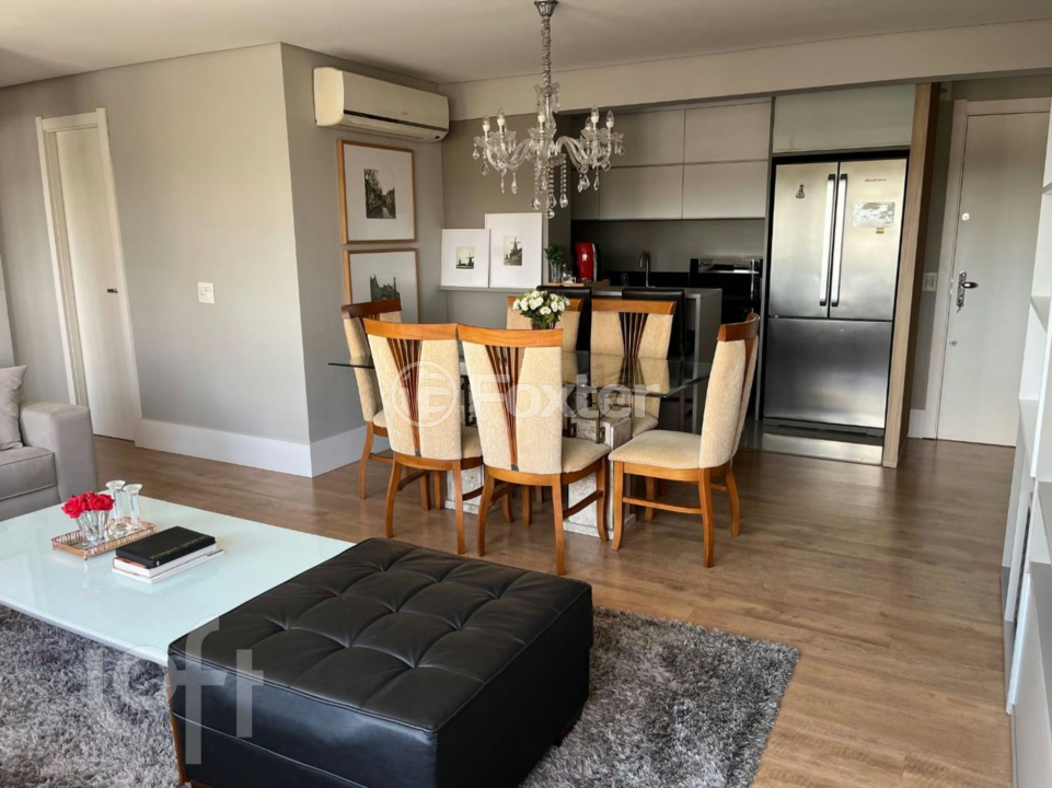 Apartamento à venda com 2 quartos, 75m² - Foto 22