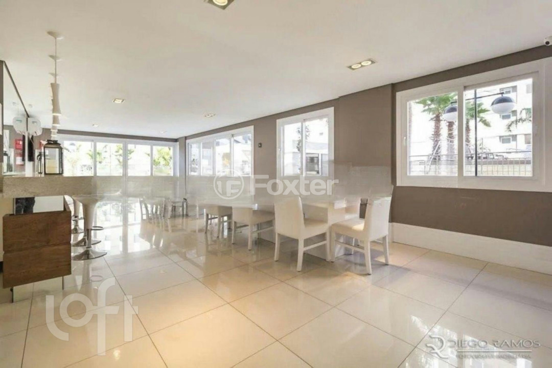 Apartamento à venda com 2 quartos, 75m² - Foto 45