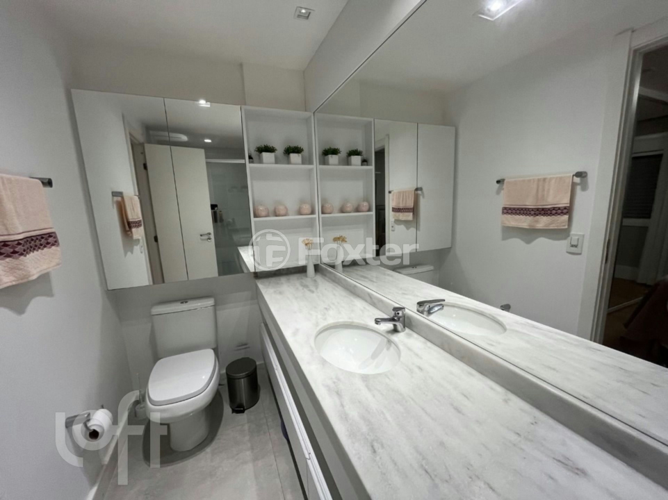 Apartamento à venda com 2 quartos, 75m² - Foto 33