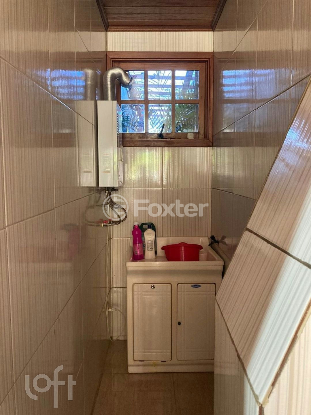 Casa à venda com 6 quartos, 209m² - Foto 41
