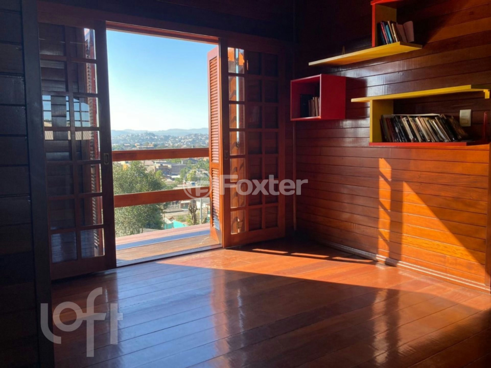 Casa à venda com 6 quartos, 209m² - Foto 15