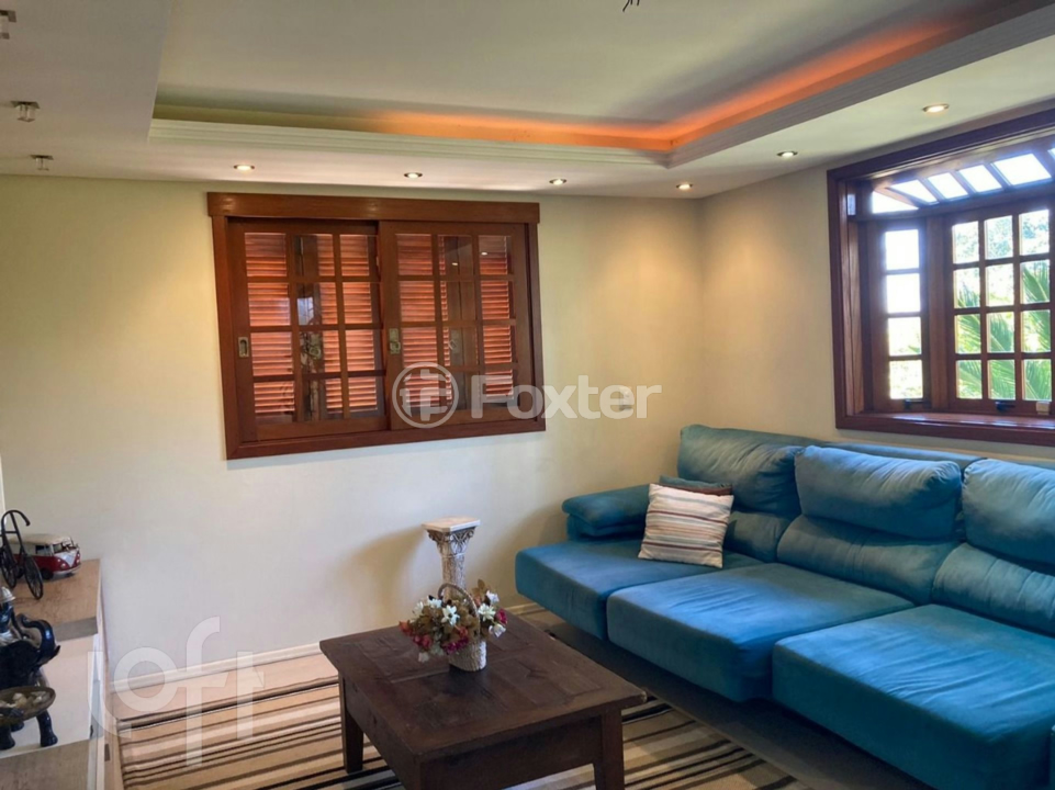Casa à venda com 6 quartos, 209m² - Foto 48