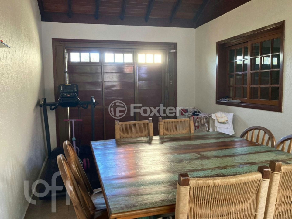 Casa à venda com 6 quartos, 209m² - Foto 10