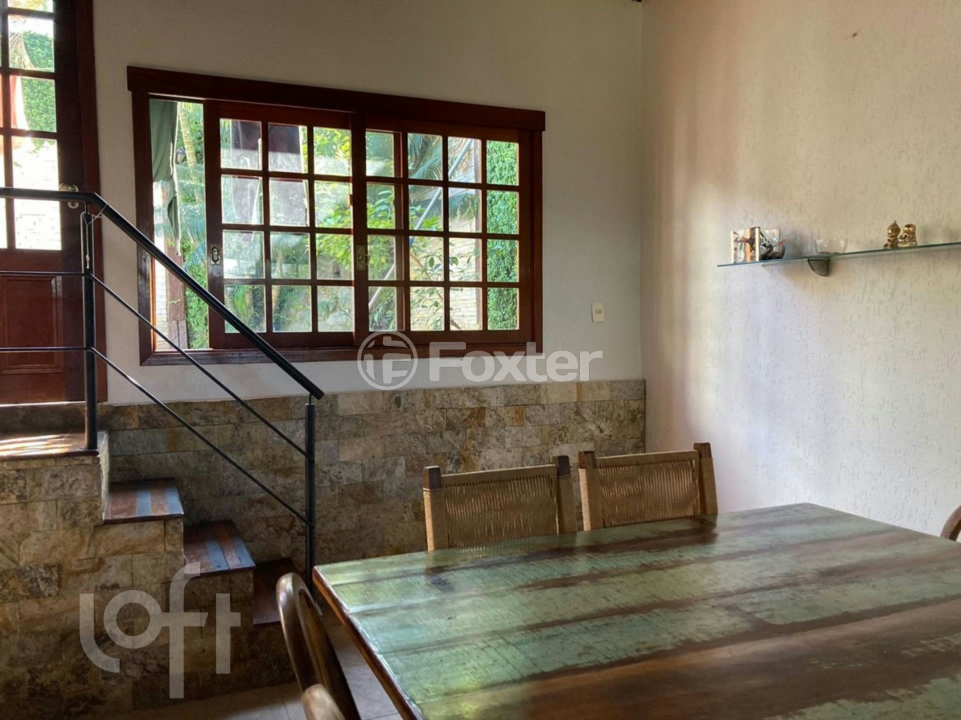 Casa à venda com 6 quartos, 209m² - Foto 7