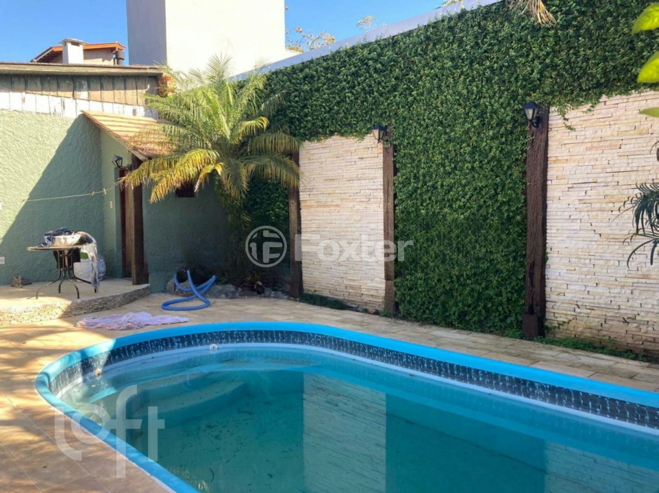 Casa à venda com 6 quartos, 209m² - Foto 11
