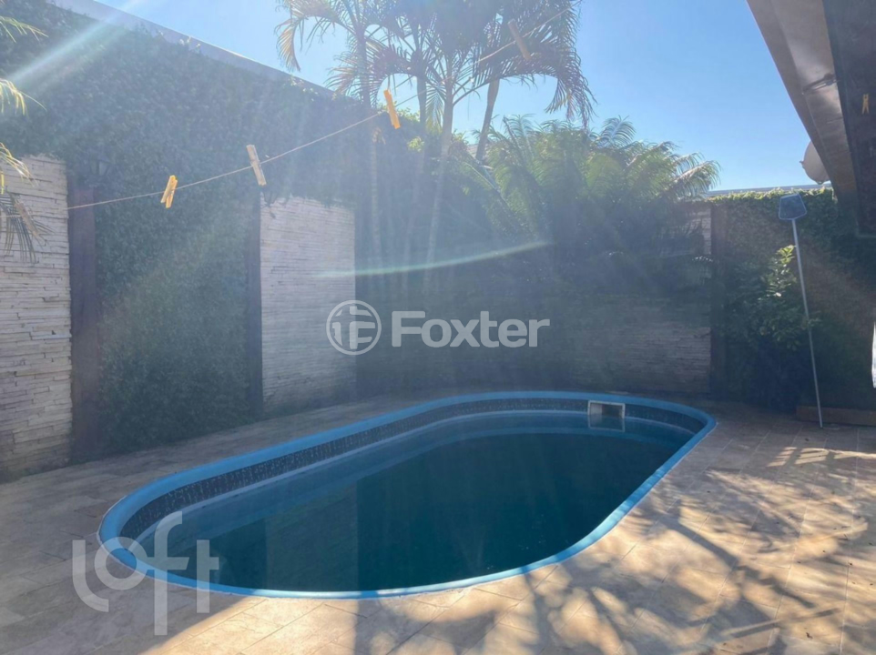 Casa à venda com 6 quartos, 209m² - Foto 6