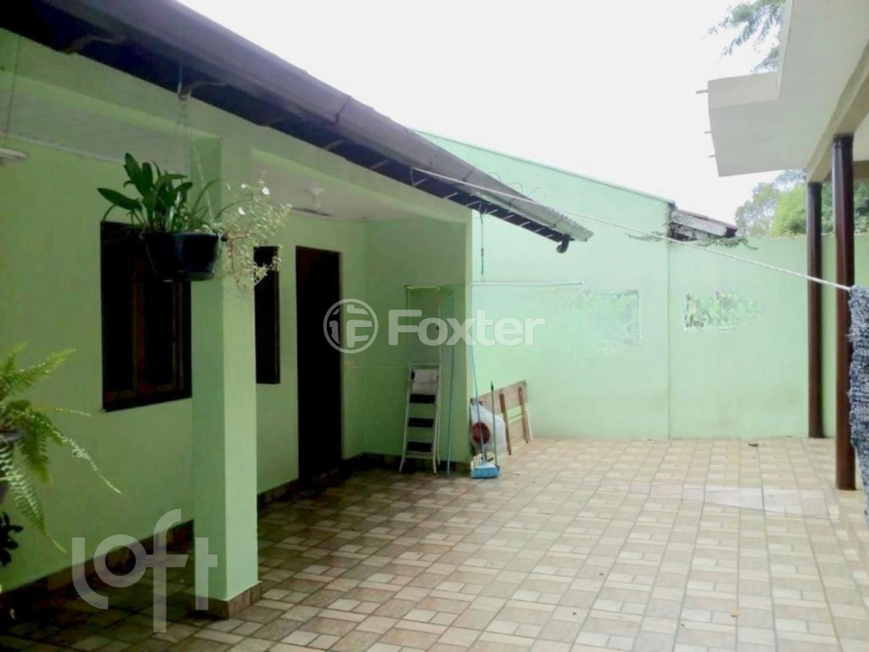 Casa à venda com 2 quartos, 69m² - Foto 17