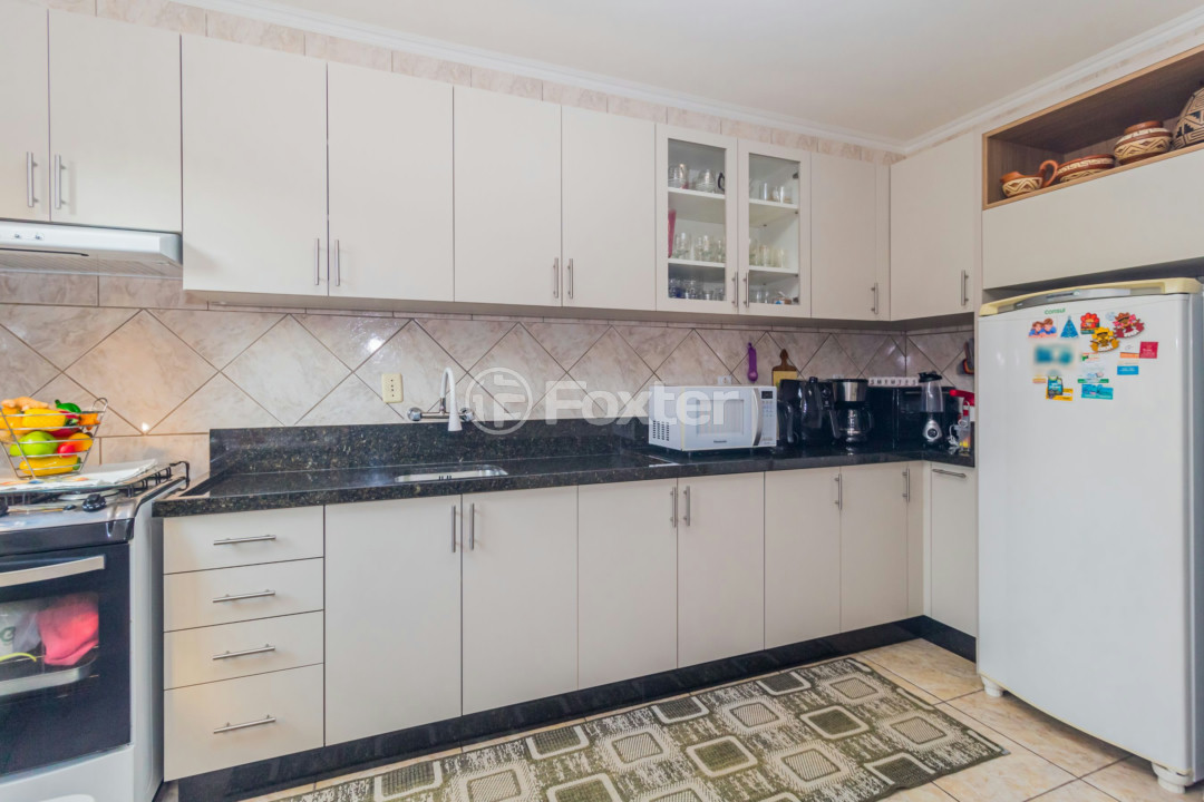 Casa à venda com 3 quartos, 197m² - Foto 9