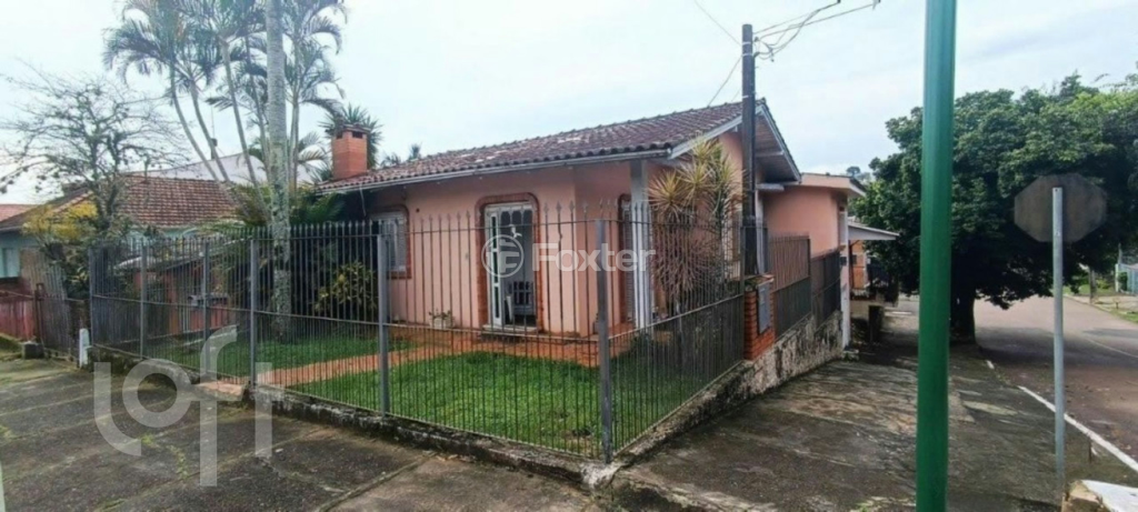 Casa à venda com 3 quartos, 250m² - Foto 3