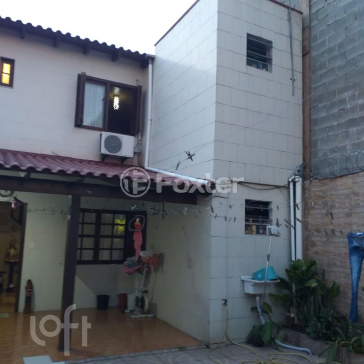 Casa à venda com 5 quartos, 220m² - Foto 7
