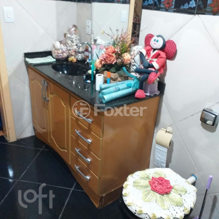 Casa à venda com 5 quartos, 220m² - Foto 10