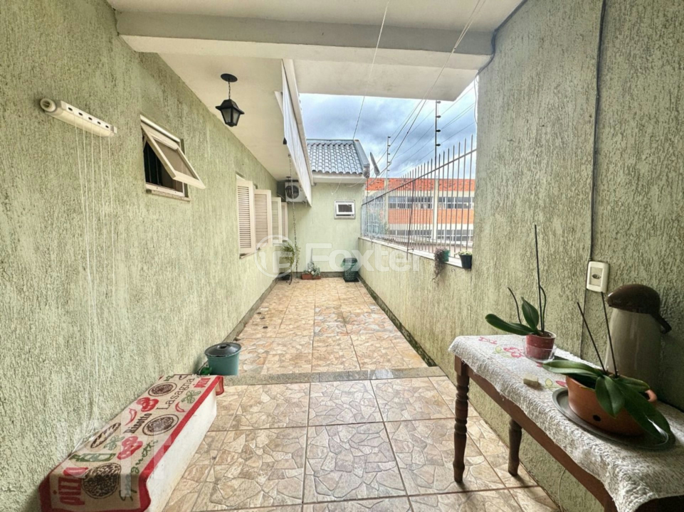 Casa à venda com 3 quartos, 136m² - Foto 27