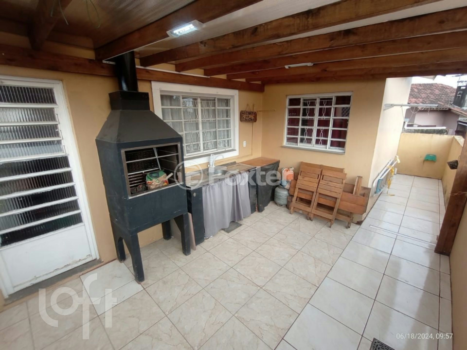 Casa à venda com 3 quartos, 80m² - Foto 22