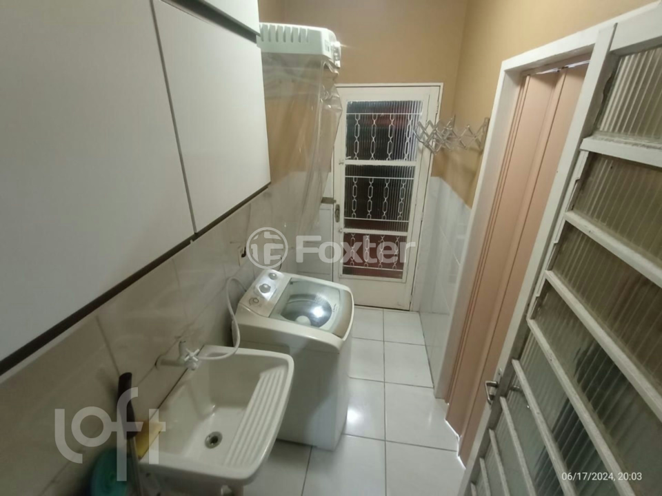 Casa à venda com 3 quartos, 80m² - Foto 19