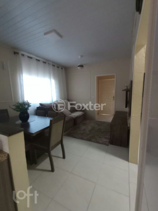 Casa à venda com 3 quartos, 80m² - Foto 2