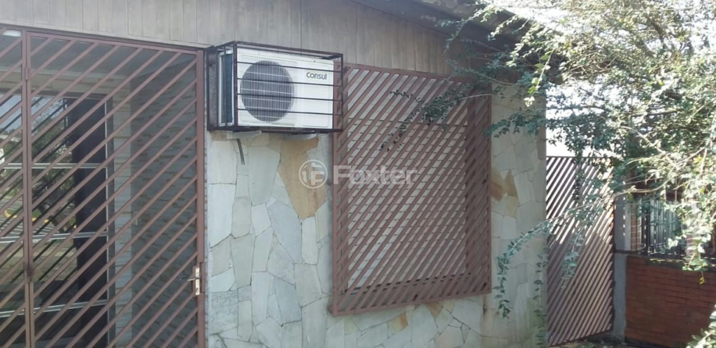 Casa à venda com 4 quartos, 110m² - Foto 1
