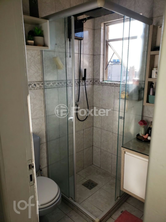 Apartamento à venda com 2 quartos, 42m² - Foto 4