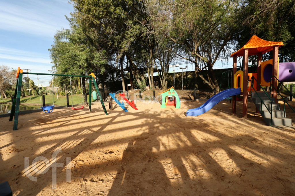 Casa à venda com 4 quartos, 317m² - Foto 19