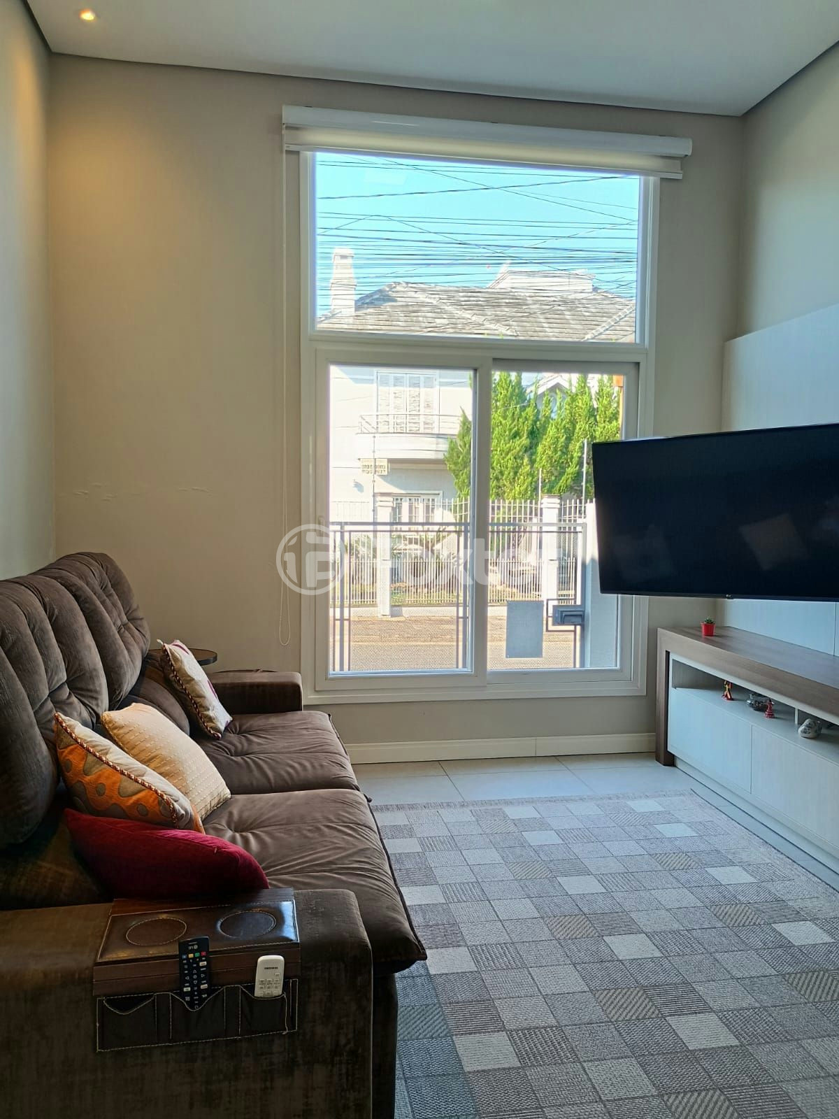 Casa à venda com 3 quartos, 121m² - Foto 3