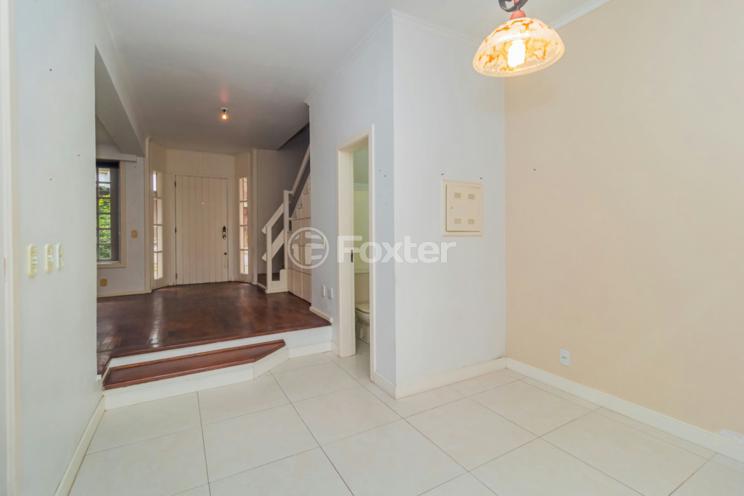 Casa de Condomínio à venda com 3 quartos, 135m² - Foto 4