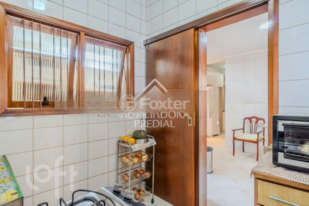 Casa à venda com 3 quartos, 240m² - Foto 29