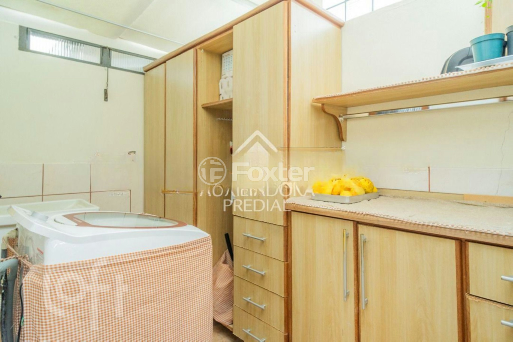 Casa à venda com 3 quartos, 240m² - Foto 31