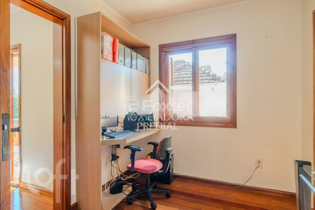 Casa à venda com 3 quartos, 240m² - Foto 47