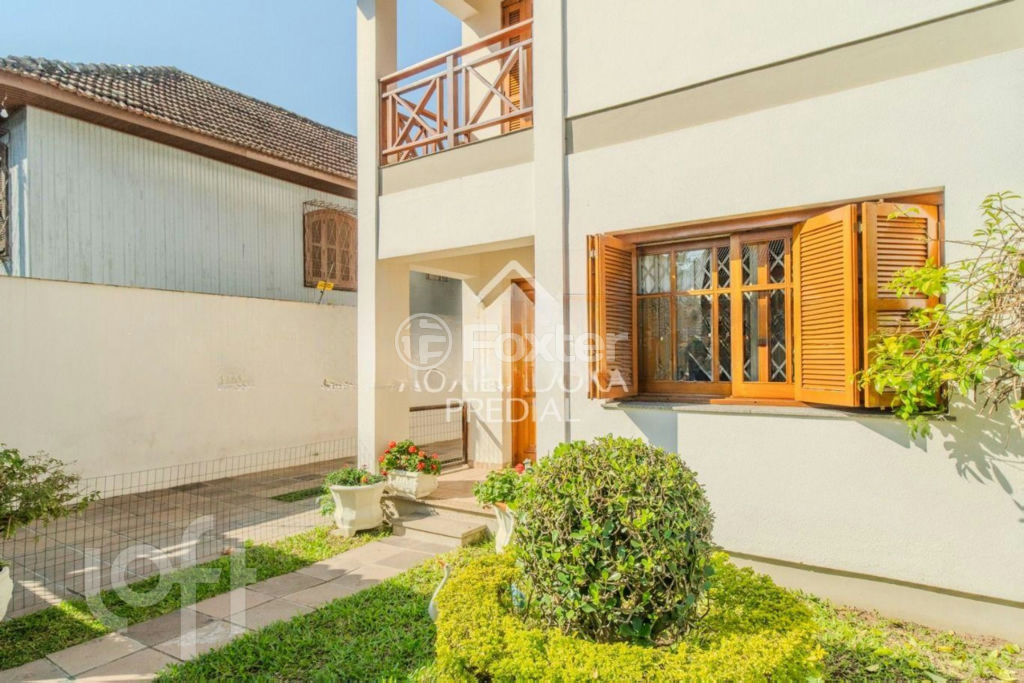 Casa à venda com 3 quartos, 240m² - Foto 14