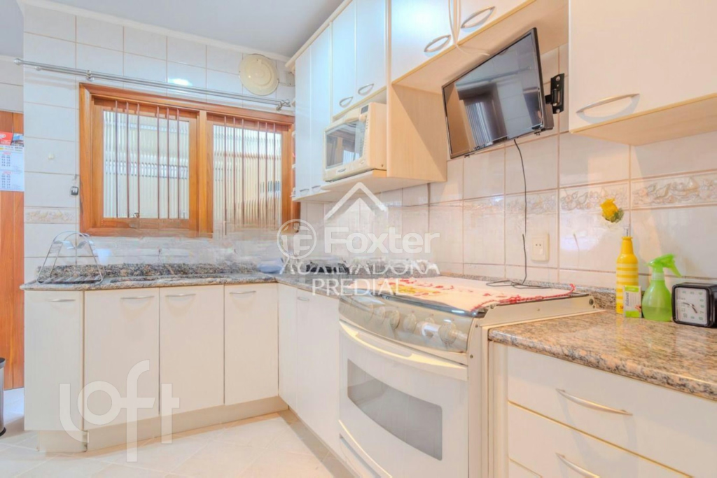 Casa à venda com 3 quartos, 240m² - Foto 25