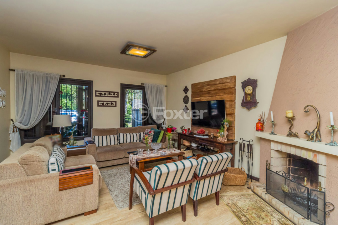 Casa à venda com 3 quartos, 280m² - Foto 1