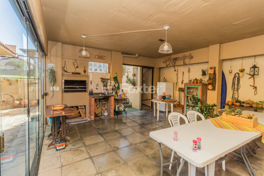 Casa à venda com 3 quartos, 280m² - Foto 24