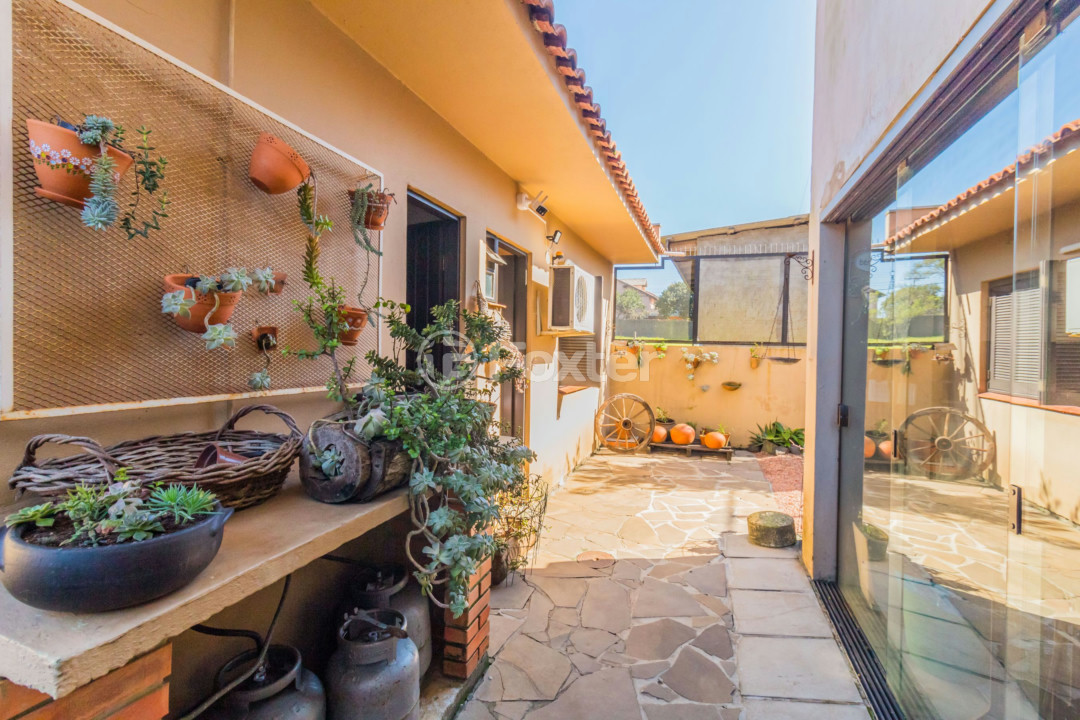 Casa à venda com 3 quartos, 280m² - Foto 27