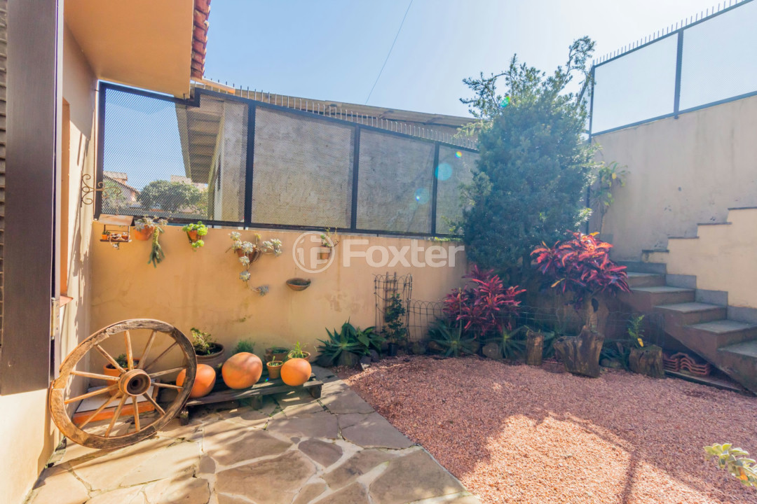 Casa à venda com 3 quartos, 280m² - Foto 30
