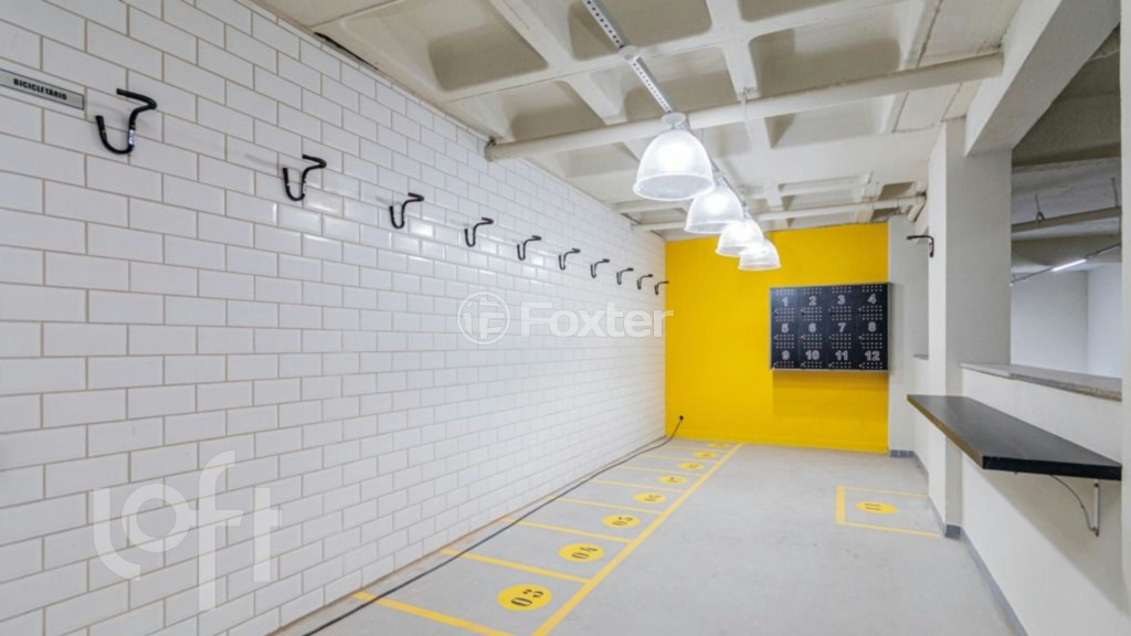 Apartamento à venda com 3 quartos, 90m² - Foto 8