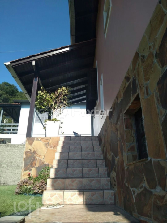 Casa à venda com 4 quartos, 226m² - Foto 23
