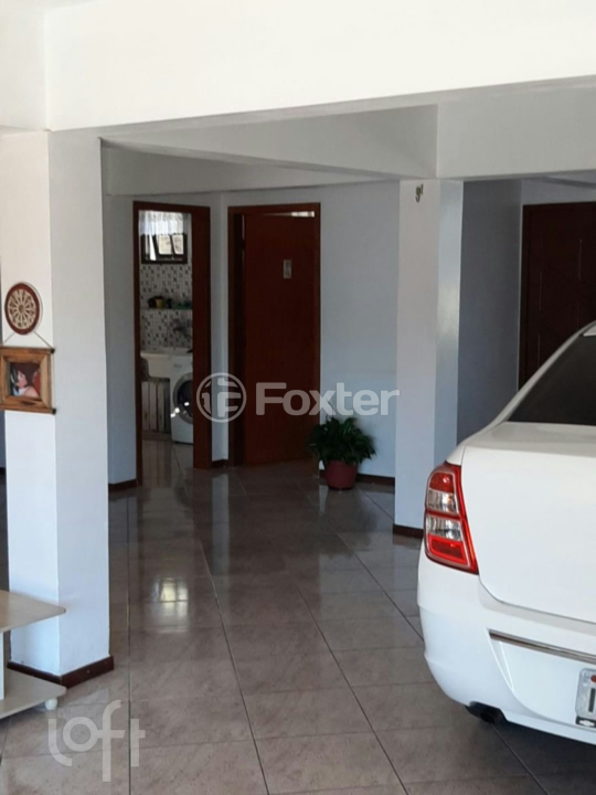 Casa à venda com 4 quartos, 226m² - Foto 14