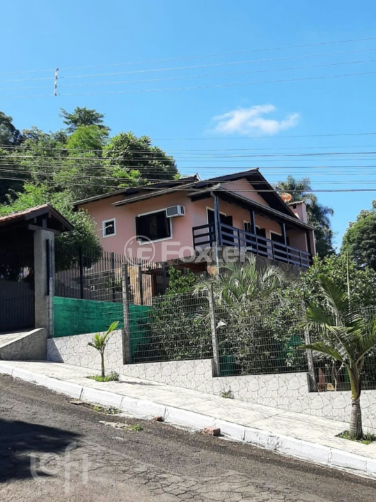 Casa à venda com 4 quartos, 226m² - Foto 28