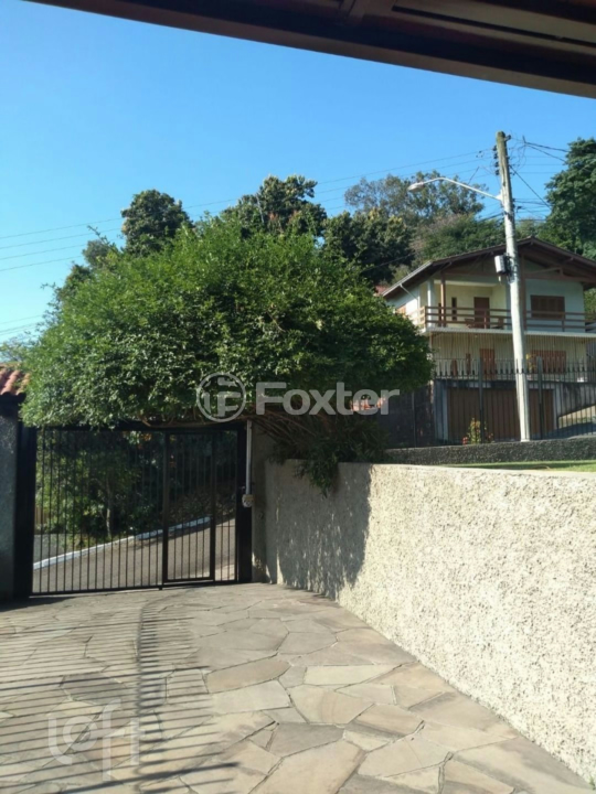 Casa à venda com 4 quartos, 226m² - Foto 18