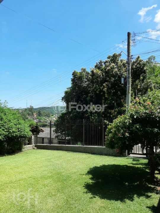 Casa à venda com 4 quartos, 226m² - Foto 22
