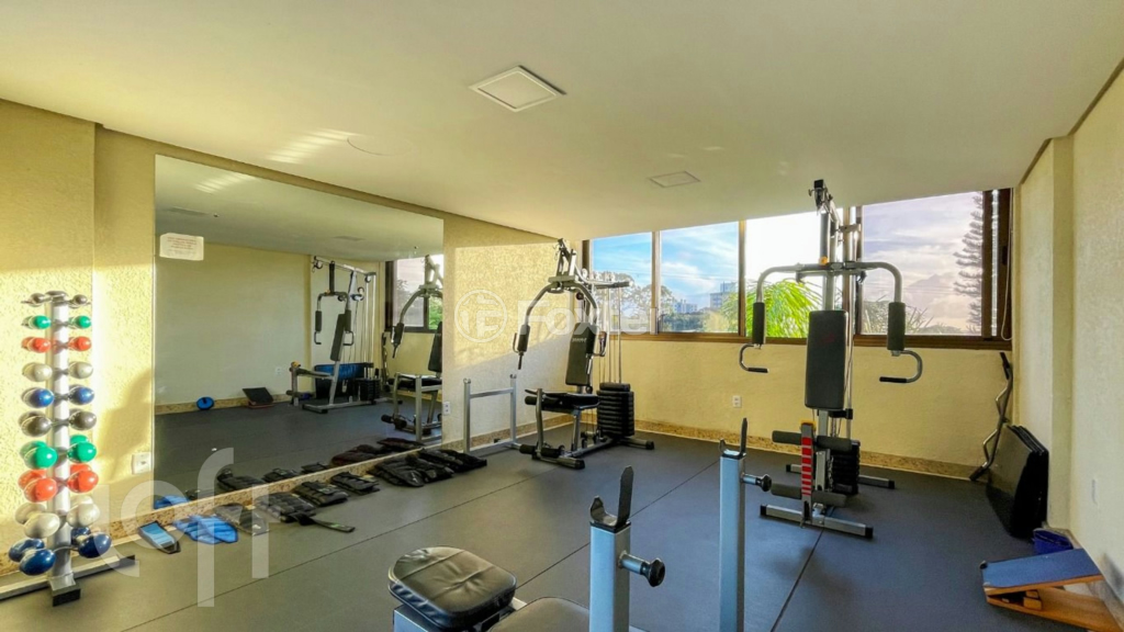 Apartamento à venda com 2 quartos, 78m² - Foto 42