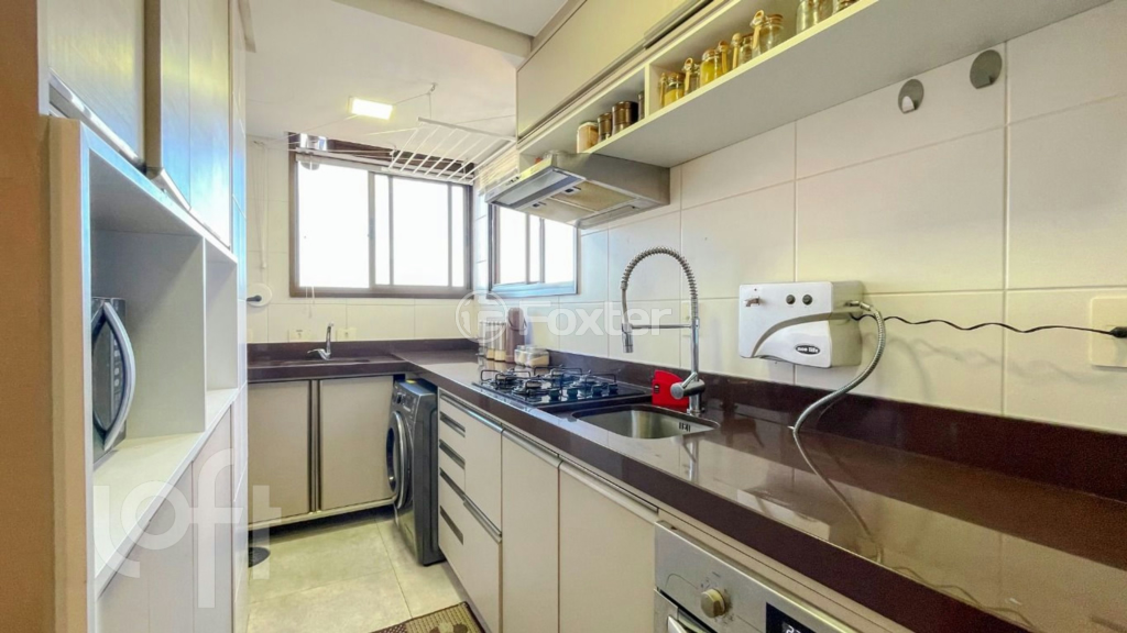 Apartamento à venda com 2 quartos, 78m² - Foto 11