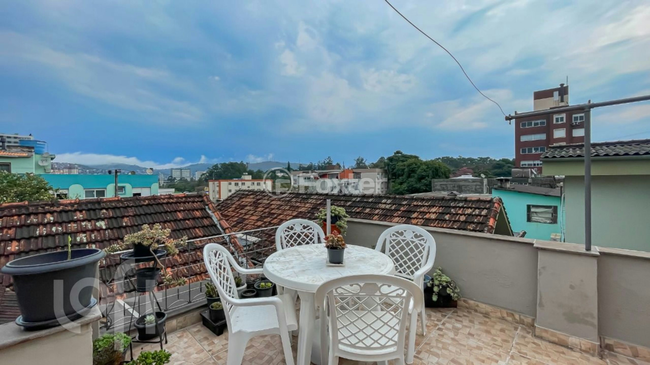 Casa à venda com 4 quartos, 173m² - Foto 7