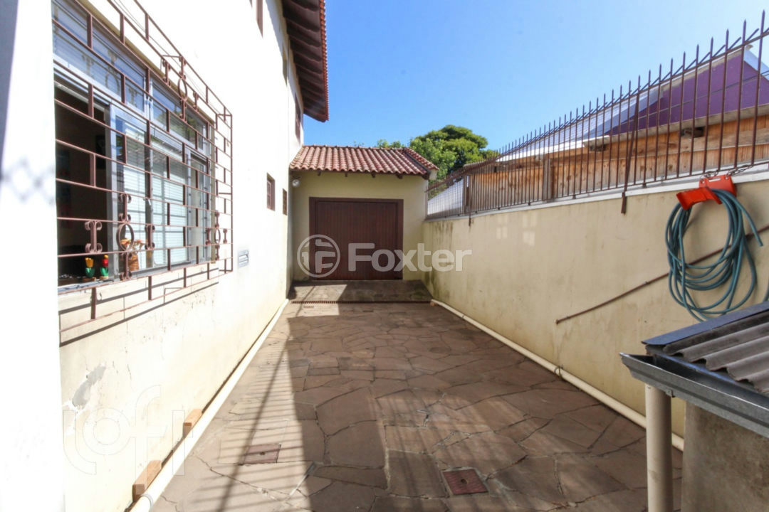 Casa à venda com 4 quartos, 376m² - Foto 36