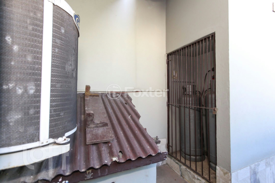 Casa à venda com 4 quartos, 376m² - Foto 38