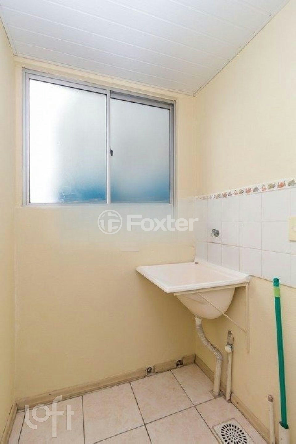 Apartamento à venda com 2 quartos, 37m² - Foto 21