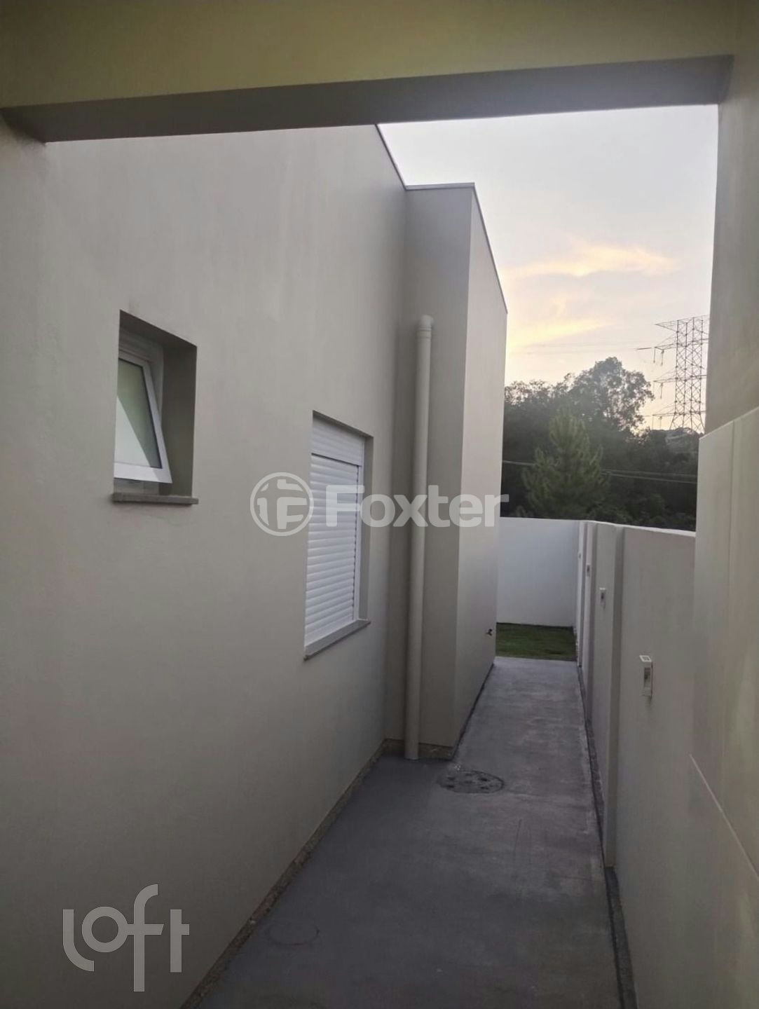 Casa à venda com 3 quartos, 90m² - Foto 8