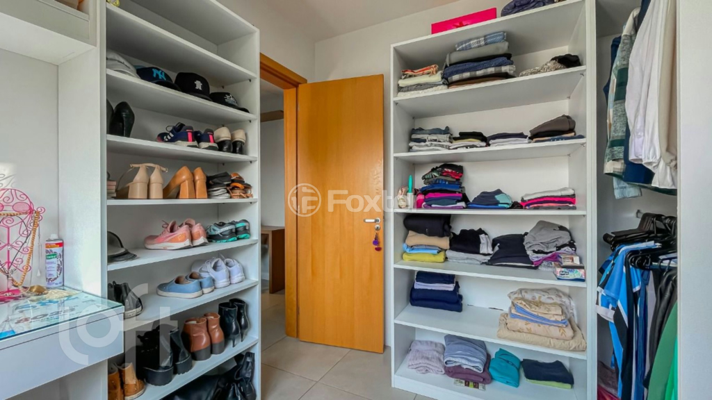 Apartamento à venda com 2 quartos, 60m² - Foto 13