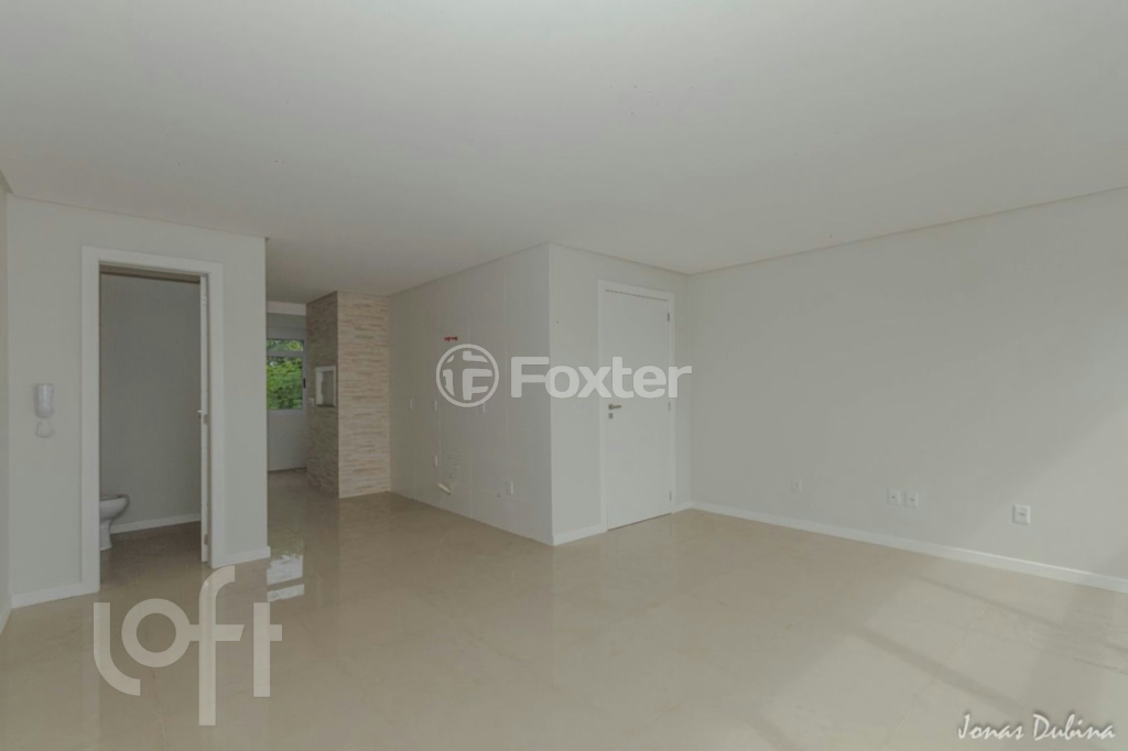 Apartamento à venda com 3 quartos, 86m² - Foto 2