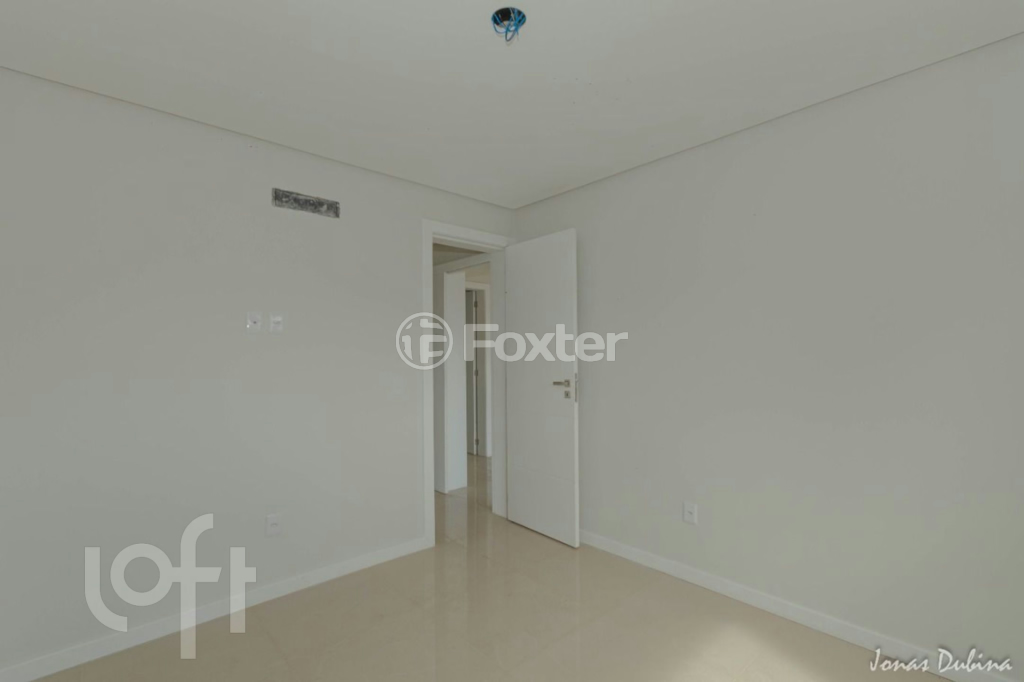 Apartamento à venda com 3 quartos, 86m² - Foto 11