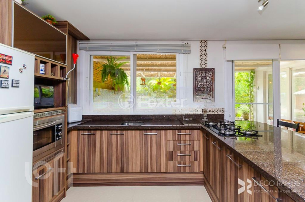 Casa de Condomínio à venda com 3 quartos, 280m² - Foto 14